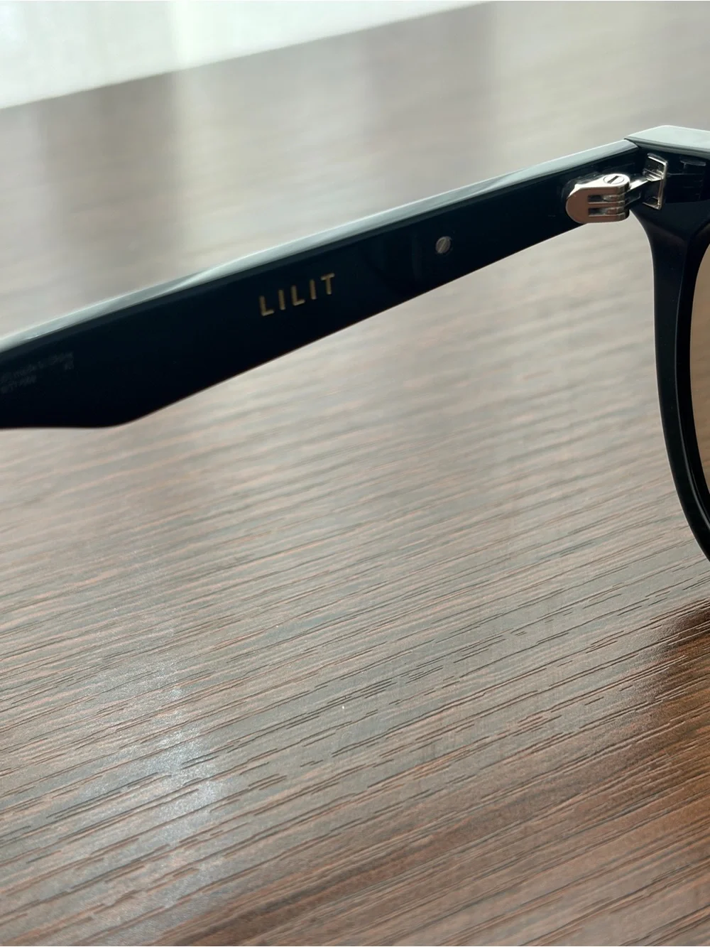 Gentle Monster Lilit 01 Black/Brown Unisex Sunglasses